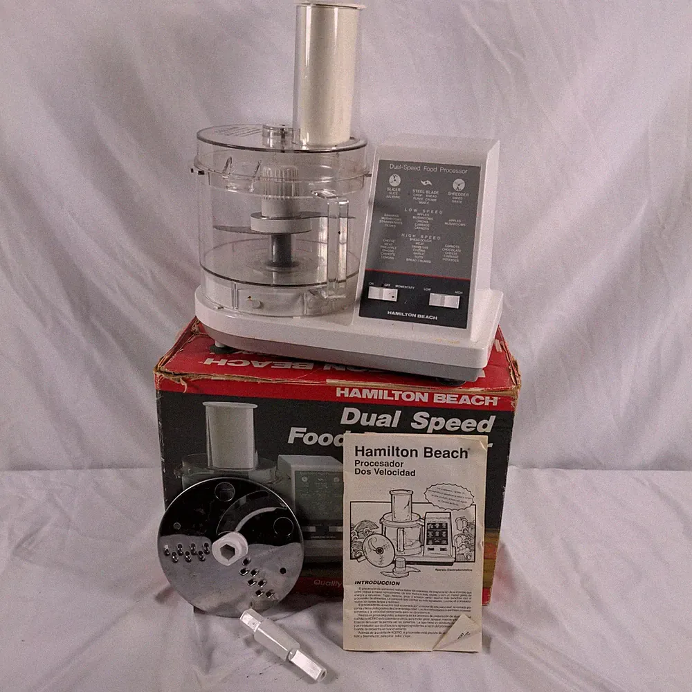 1980 Hamilton Beach Scovill Dual Speed Food Processor 702 w Acrylic blade holder