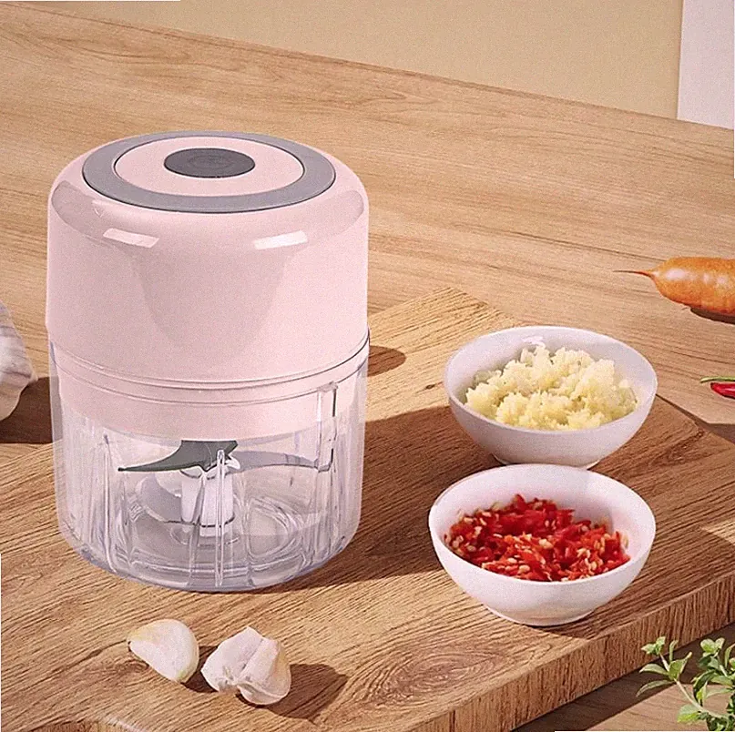 1pc Mini Electric Food Chopper – USB Rechargeable Garlic & Nut Grinder - NEW
