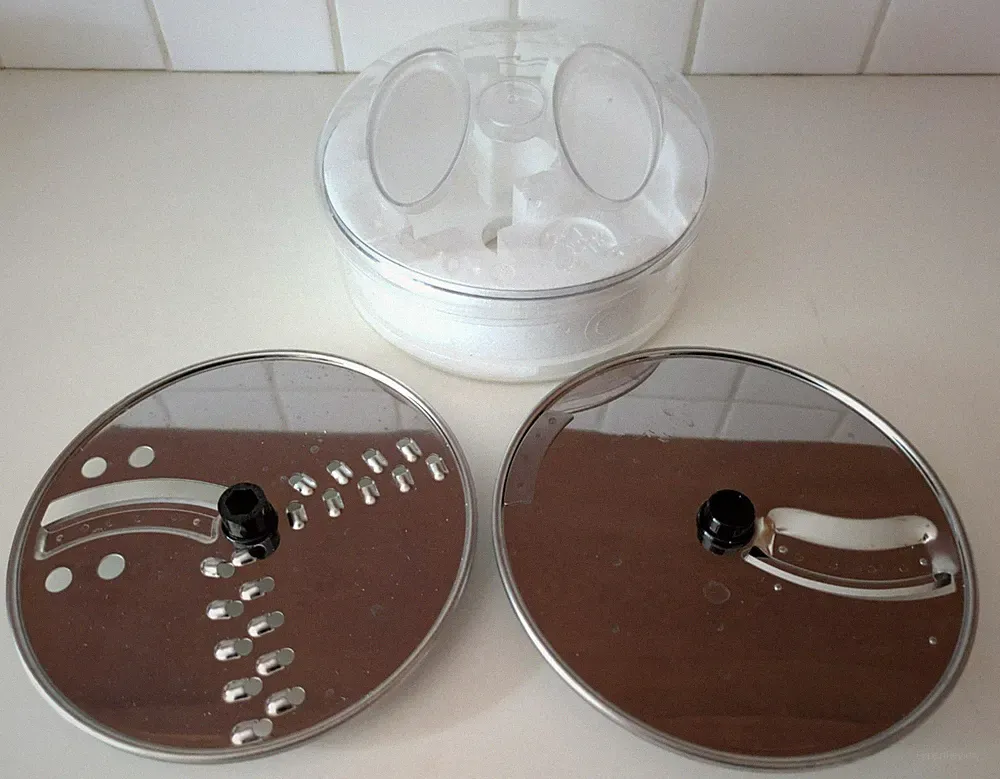 2 Vintage Oster Food Processor Blades - Metal, 6.5" in Plastic Case