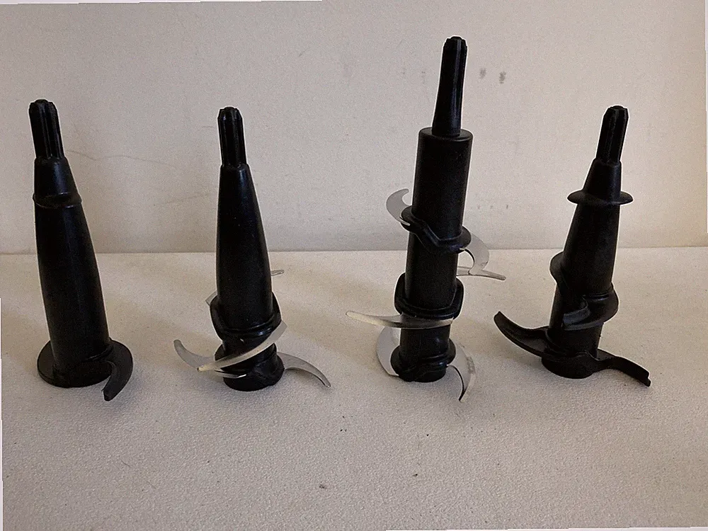 (4) Ninja Food Processor Replacement Parts Blades 4 & 6 Metal, 2 & 4 Plastic