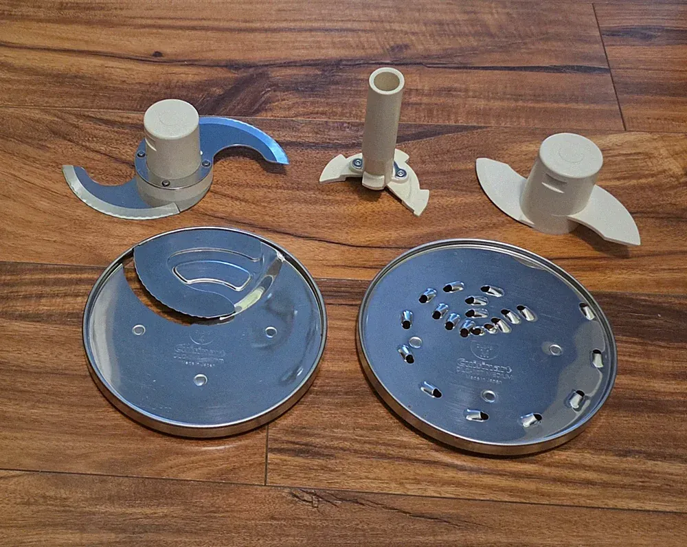 5 Cuisinart Food Processor OEM DLC 2011 Replacement Parts Stem