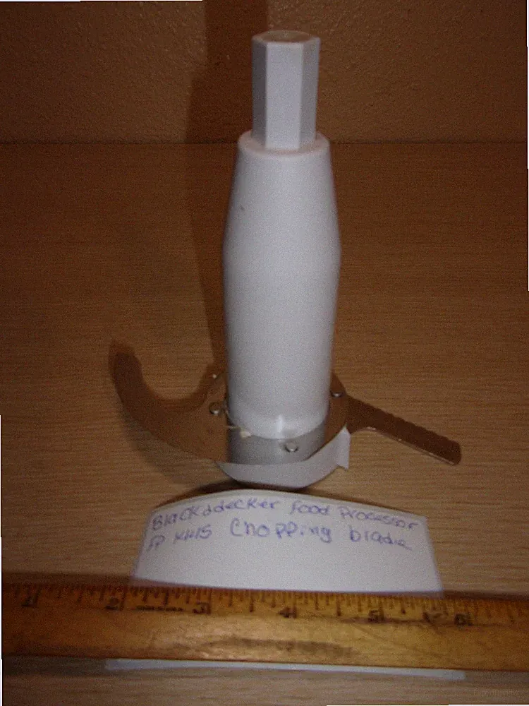 BLACK AND DECKER QUICK 'N EASY FOOD PROCESSOR 1445 WHITE CHOPPING BLADE
