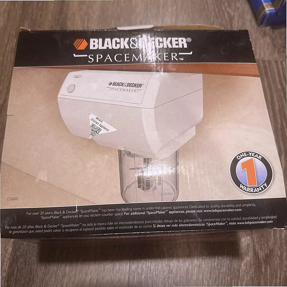 Black & Decker CG800 Spacemaker Traditional Mini Food Processor and Coffee Gr...