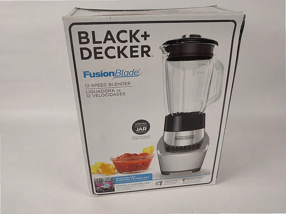 Black & Decker Fusion Blade 12 Speed Pulse Electric Blender 550 watt 6 Cup/48oz