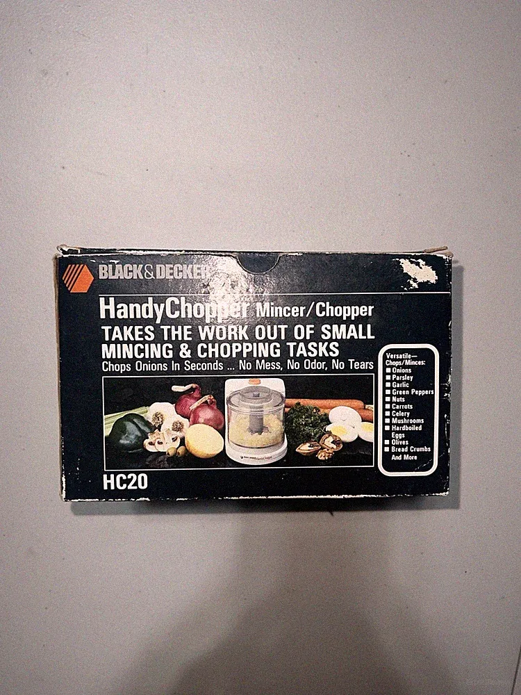 Black & Decker Handy Chopper Mincer Food Processor HC20 Tested Works 1987 VTG