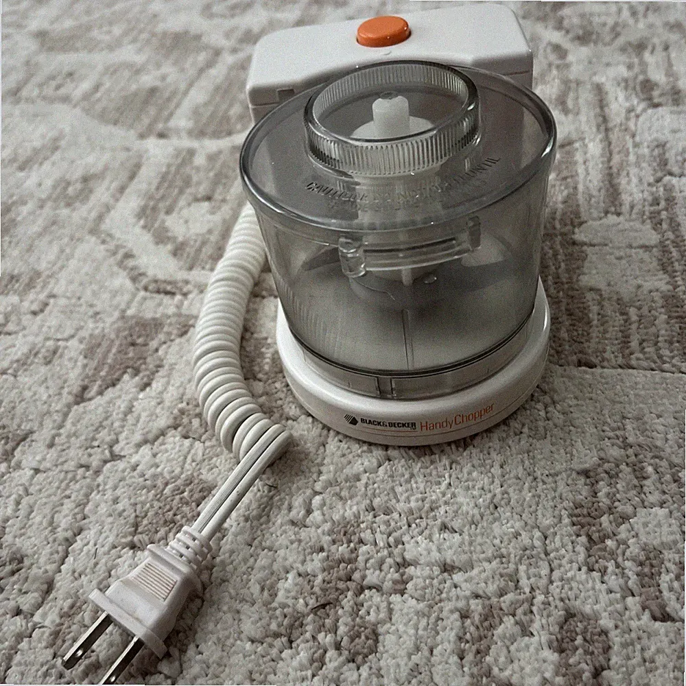 Black & Decker Handy Chopper Mincer HC-20 Vintage Food Processor Small Compact
