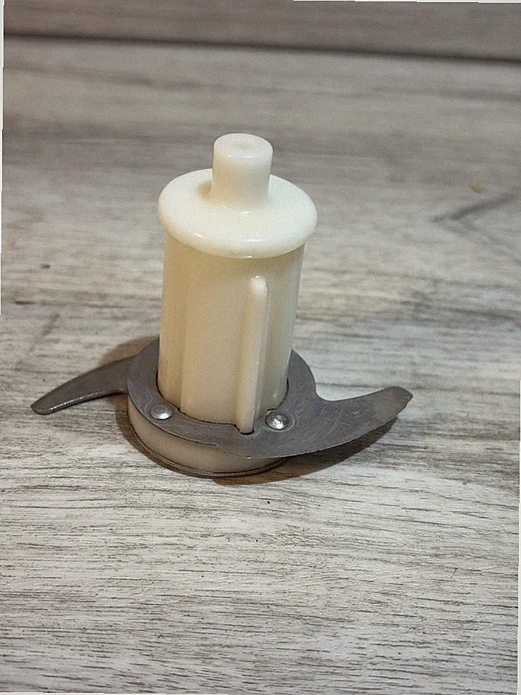 Black & Decker HC-20 Food Chopper Processor Replacement Blade Assembly Part