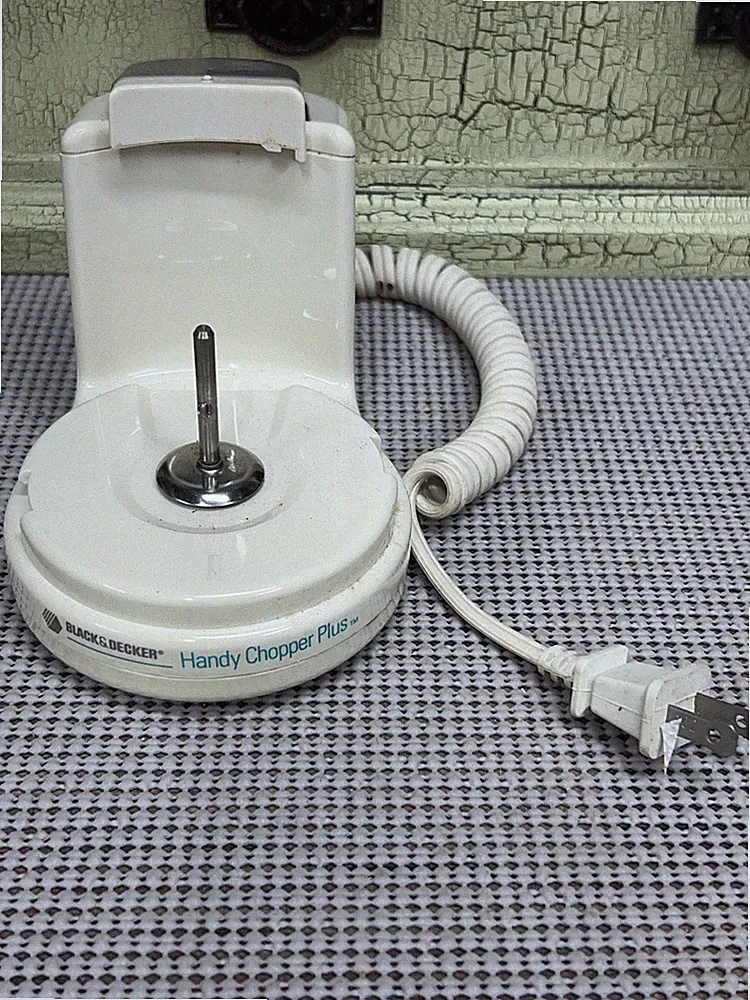 Black & Decker HC3000 Handy Chopper Plus Mini Food Processor Parts Base Motor