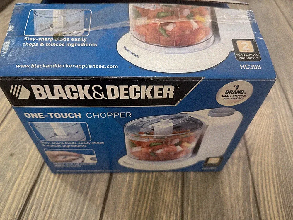 BLACK+DECKER HC306 One-Touch Electric Food Chopper Mini Food Processor NEW