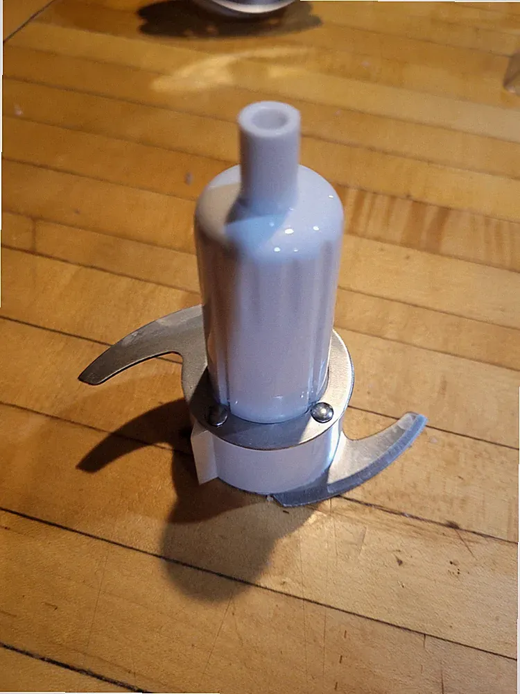 BLACK & DECKER MINI PRO PLUS Food Processor MFP200 CHOPPING BLADE NICE