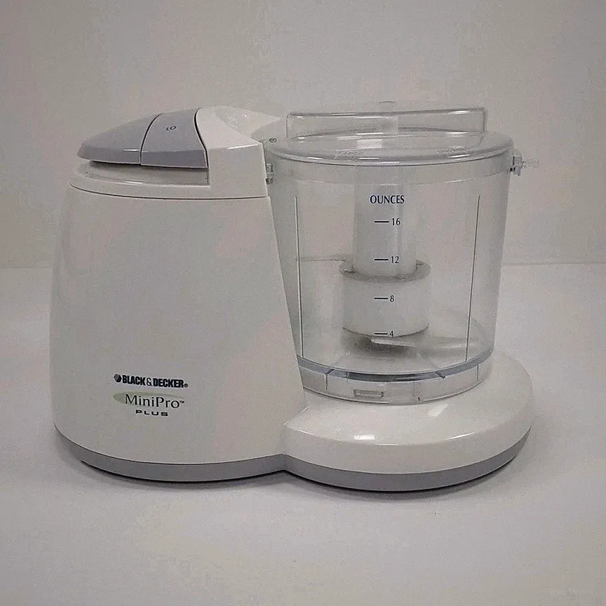 Black & Decker MiniPro Food Processor MFP200 Small Electric Chopper