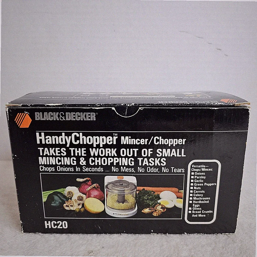 Black & Decker Small Handy Chopper Mincer HC20 Food Processor Vintage In Box