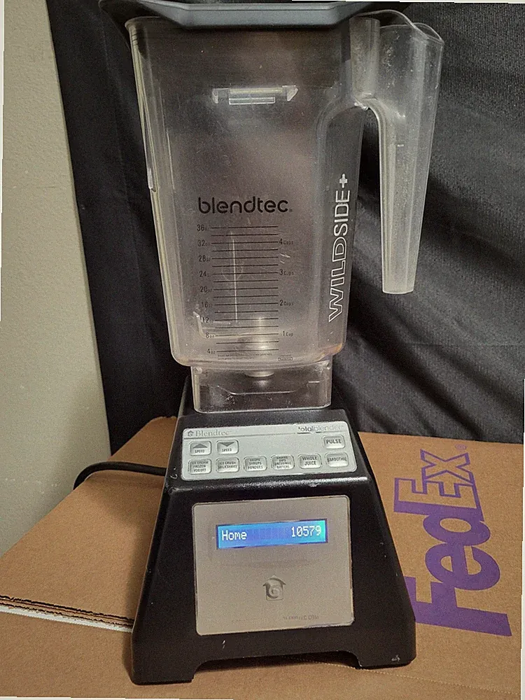 Blendtec ES3 Total Blender Professional Black 1560 Watts 32 oz