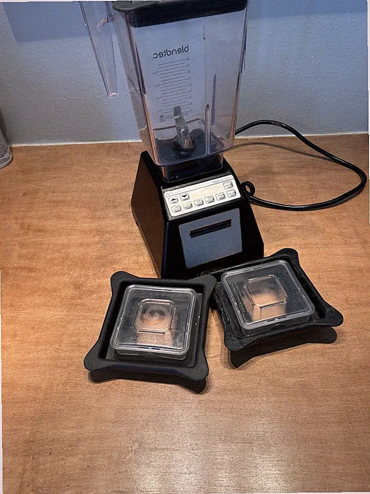 Blendtec Total Blender ES3 great condition *read description*