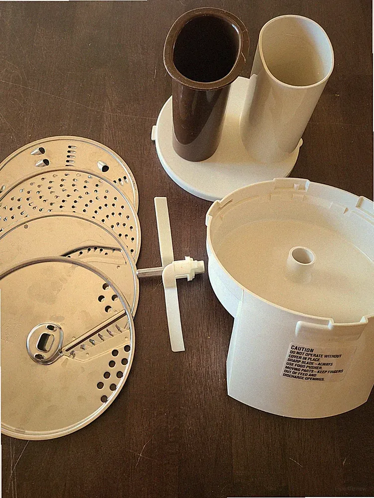 Bosch MUM4 Food Processor Attachments with Grating and Slicing Discs