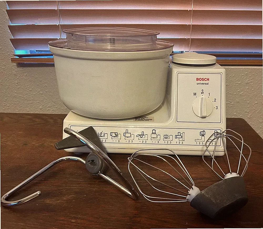 Bosch Universal Mixer Food Processor w Attachments MUM 60 40 70 Germany WORKS