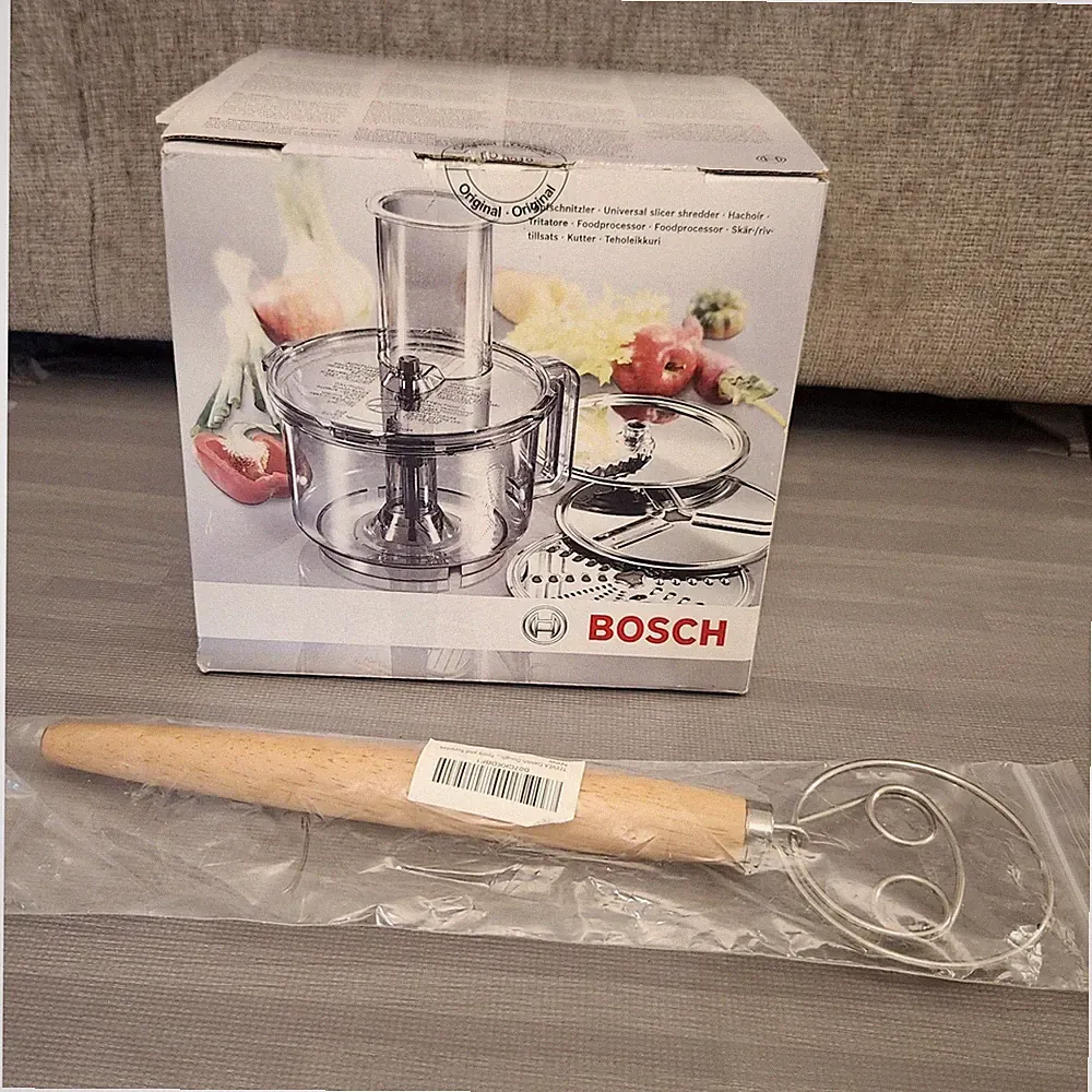 Bosch Universal Slicer Shredder Attachment & Danish Dough Whisk Set Open Box