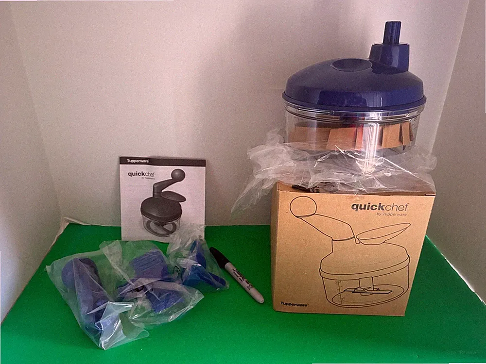Brand New BLUE TUPPERWARE QUICK CHEF MANUAL FOOD PROCESSOR