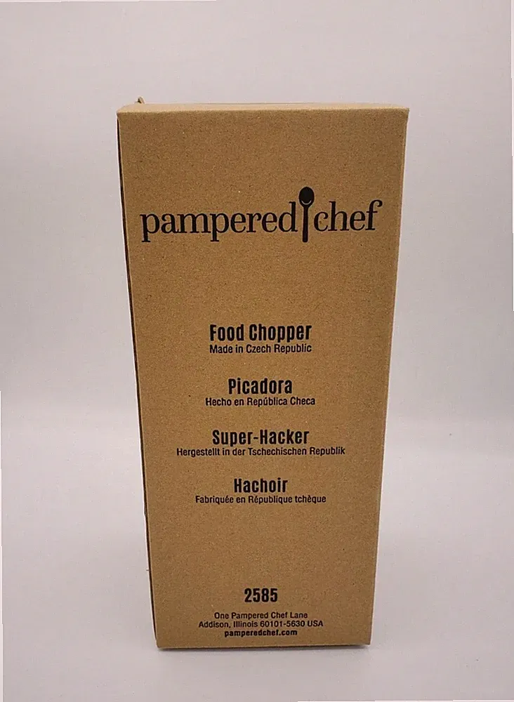 BRAND NEW SEALED Pampered Chef Food Chopper White 2585 Picadora Push Function