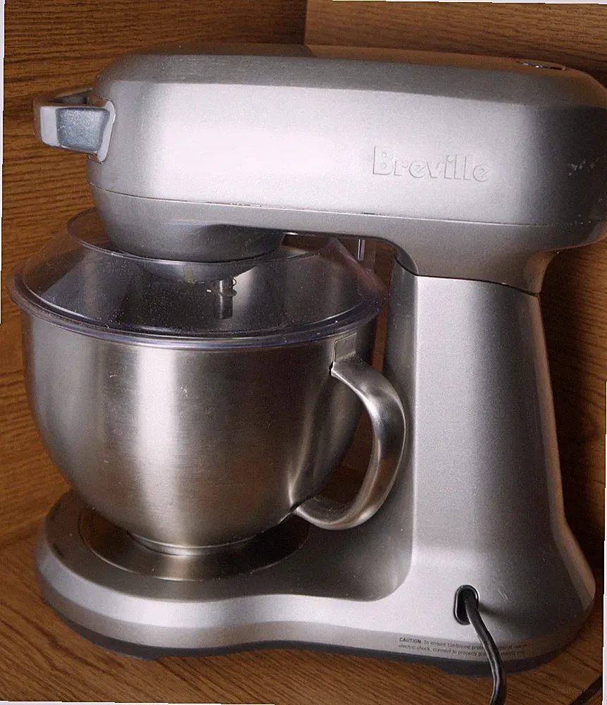 Breville BEM800XL Stand Mixer 5 Qt Die-Cast Bowl Beater Whisk Dough Hook TESTED