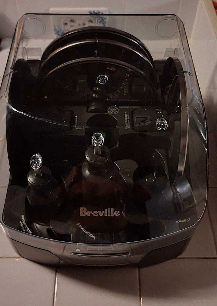 Breville BFP800XL Sous Chef Pro 16 Cup Accessories kit+container misses 2 items
