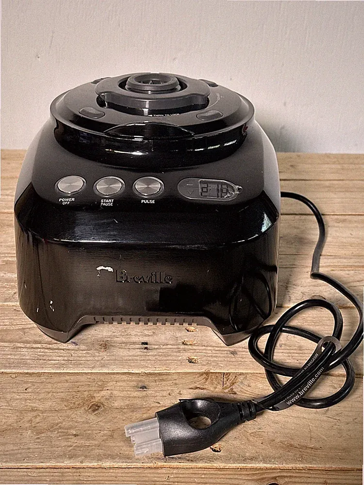 Breville Sous Chef Pro 16 Cup Food Processor- BFP800BSXL/A *BASE ONLY*
