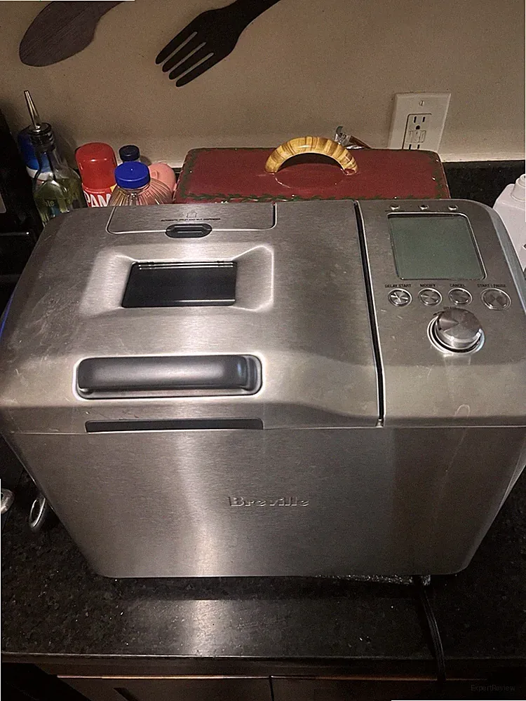 Breville The Custom Loaf Stainless Steel Bread Machine 14 Prog 2.5lb LCD