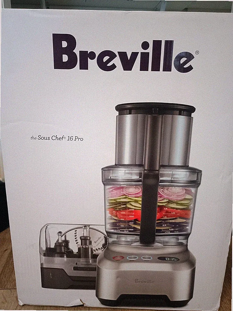 BREVILLE The Sous Chef 16 Pro Peel & Dice Food Processor with Accessories. NEW
