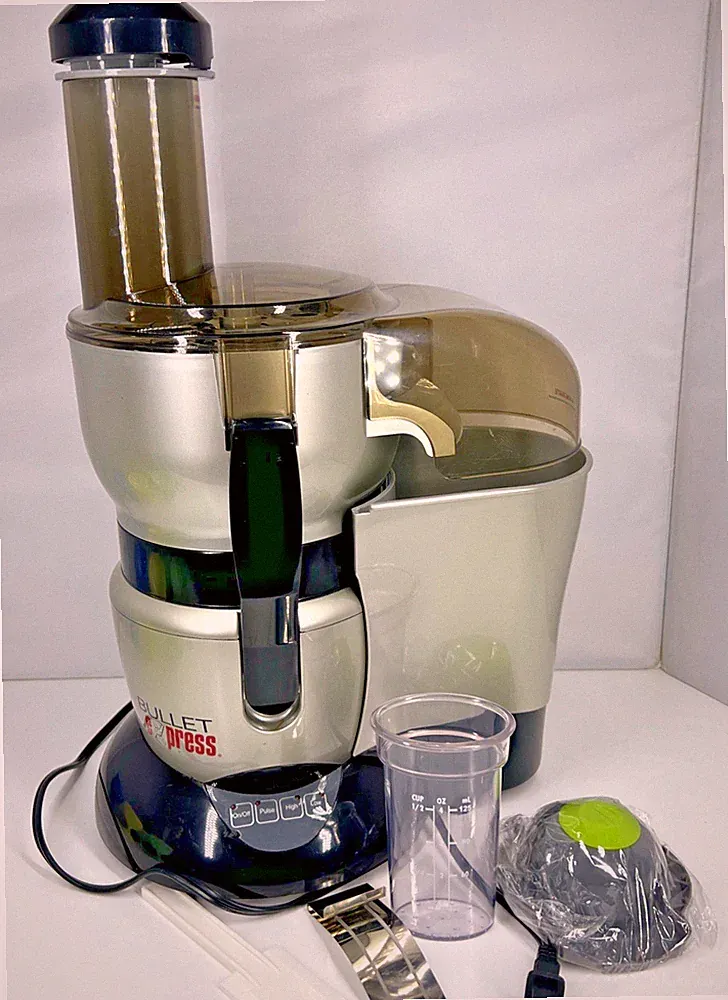 Bullet Express Food Processor Silver/Black w Bowl Lid Pusher Slicing Disc & More