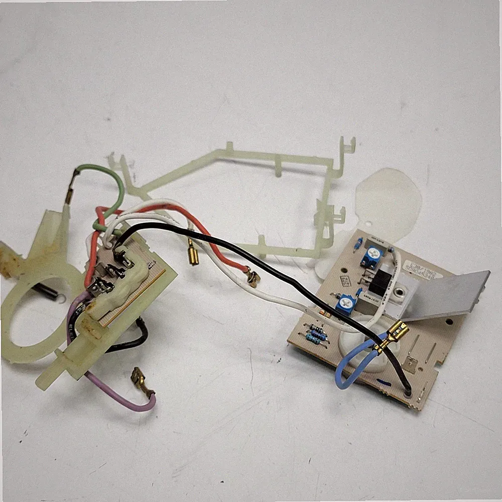 CONTROL SWITCH BOARD & CONTACTS- Bosch Food Processor Plus Model MCM 5200 UC/01