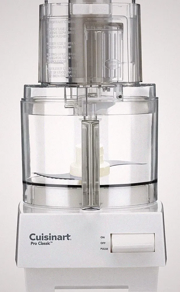 Cuisinart 7-Cup Pro Classic Food Processor, 600-Watt Motor: See The Description