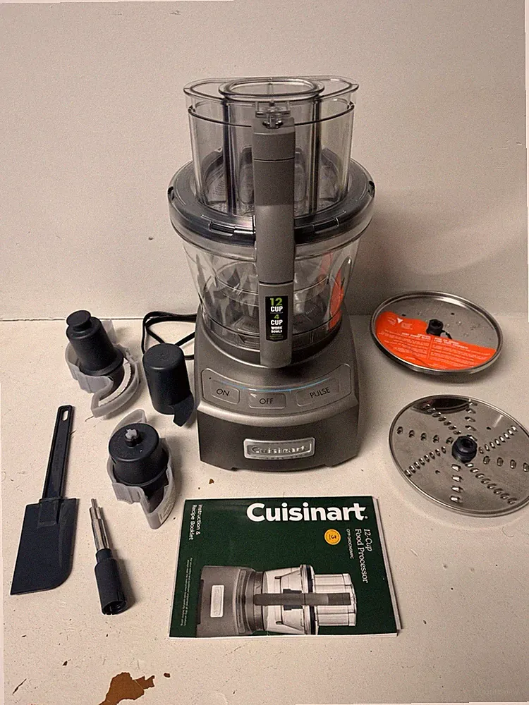 Cuisinart CFP-24DCNGMPC 12-Cup Food Processor Complete w/ Manual Never Used