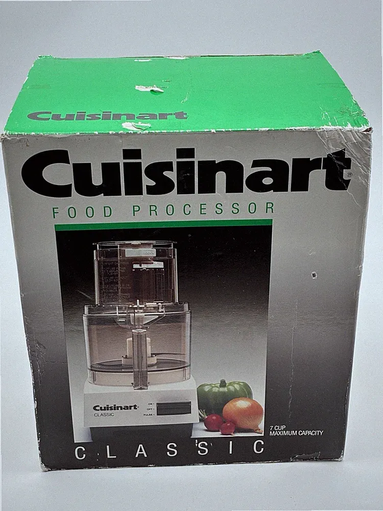 Cuisinart Classic 7-Cup Food Processor DLC-10C In Box NEW