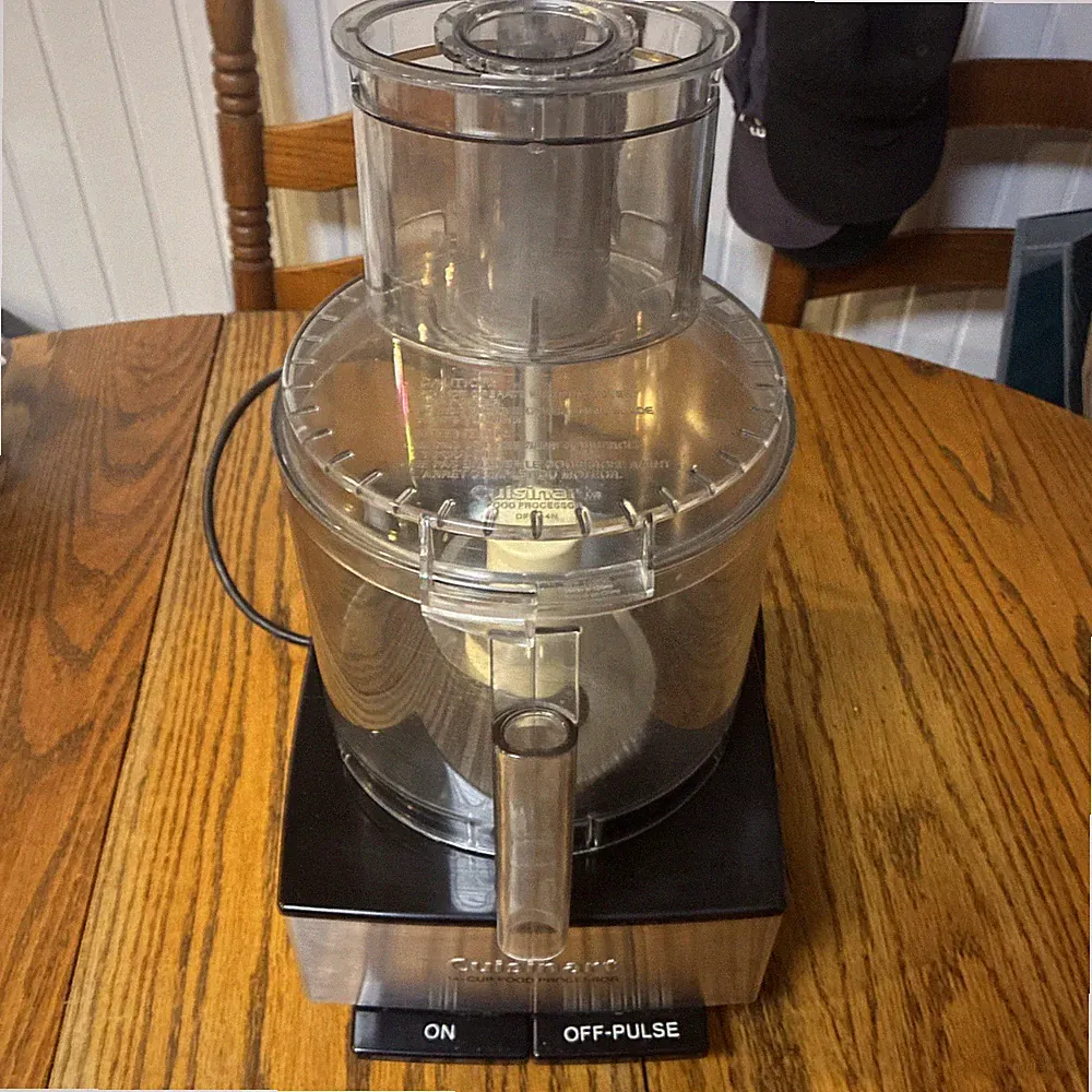 Cuisinart Classic Series DFP-14BCN Electric Food Processor 14-Cup Capacity