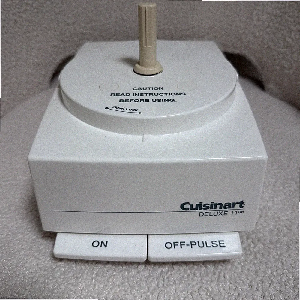 Cuisinart Deluxe 11 Food Processor Use & Care/Recipe Book & Disc Holder W/Blades