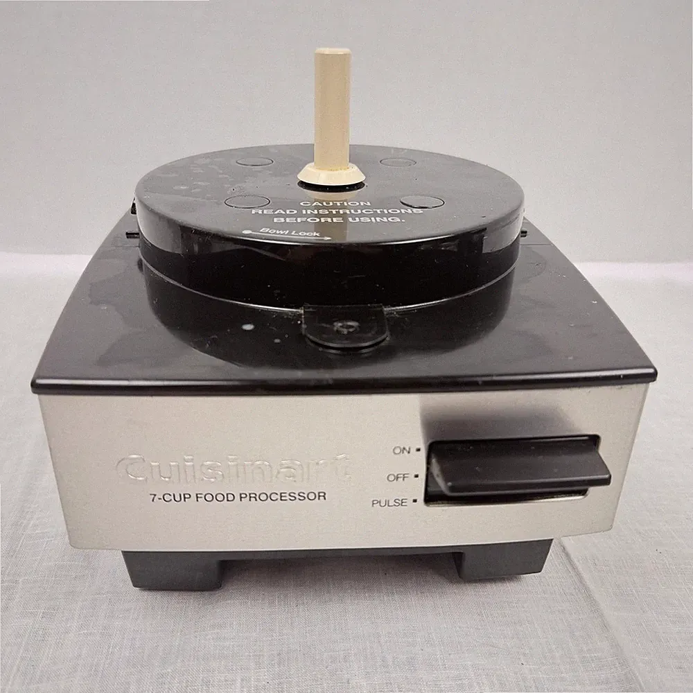 Cuisinart DFP-7BC Type 25 Original 7 Cup Food Processor Motor Base Only Silver