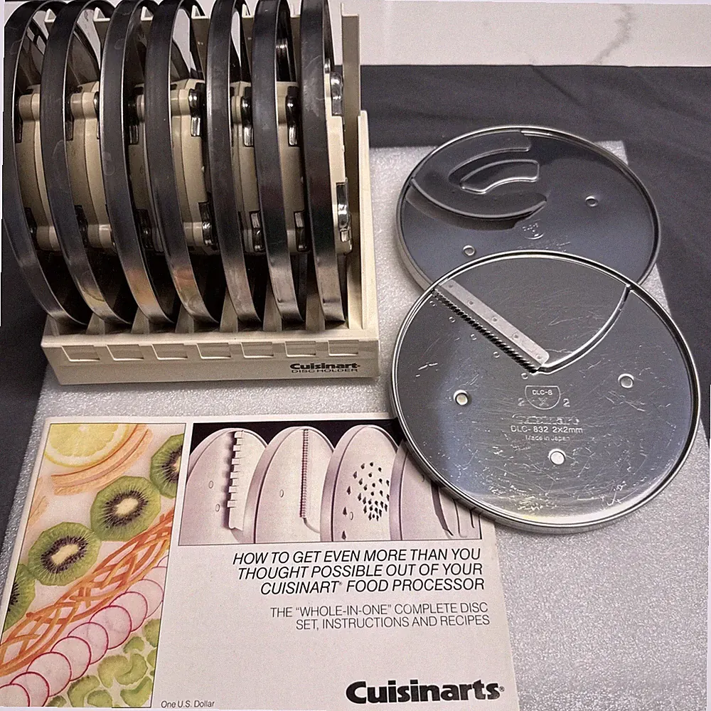 Cuisinart DLC-077 Food Processor Disc Holder + 9 Discs With Manual New No Box