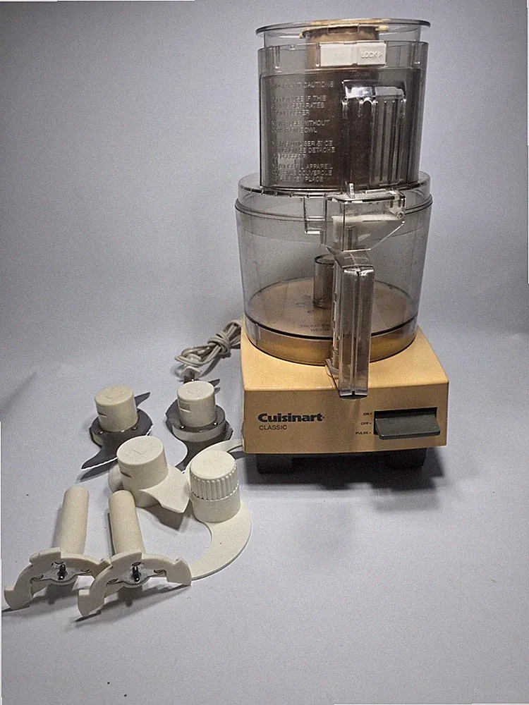 Cuisinart DLC-10C Plus Pro Classic Food Processor. Vintage Made In The USA