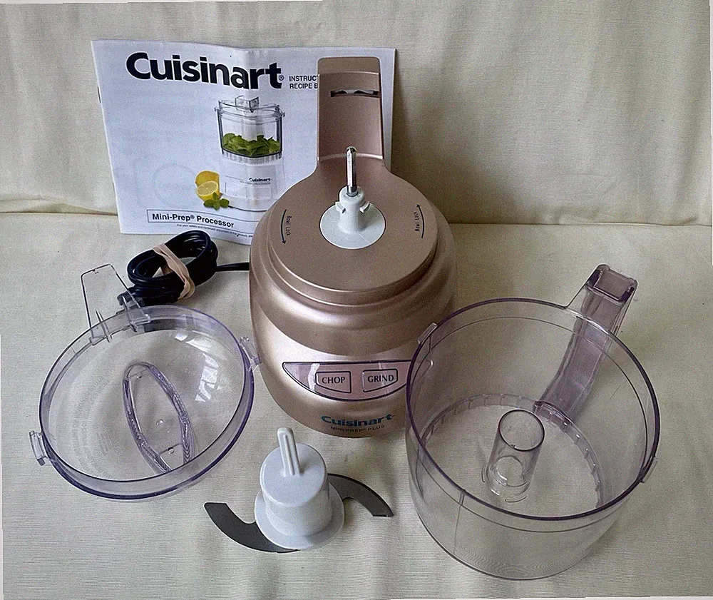 Cuisinart DLC-2A Mini-Prep Plus 24oz Food Processor Pearl Pink