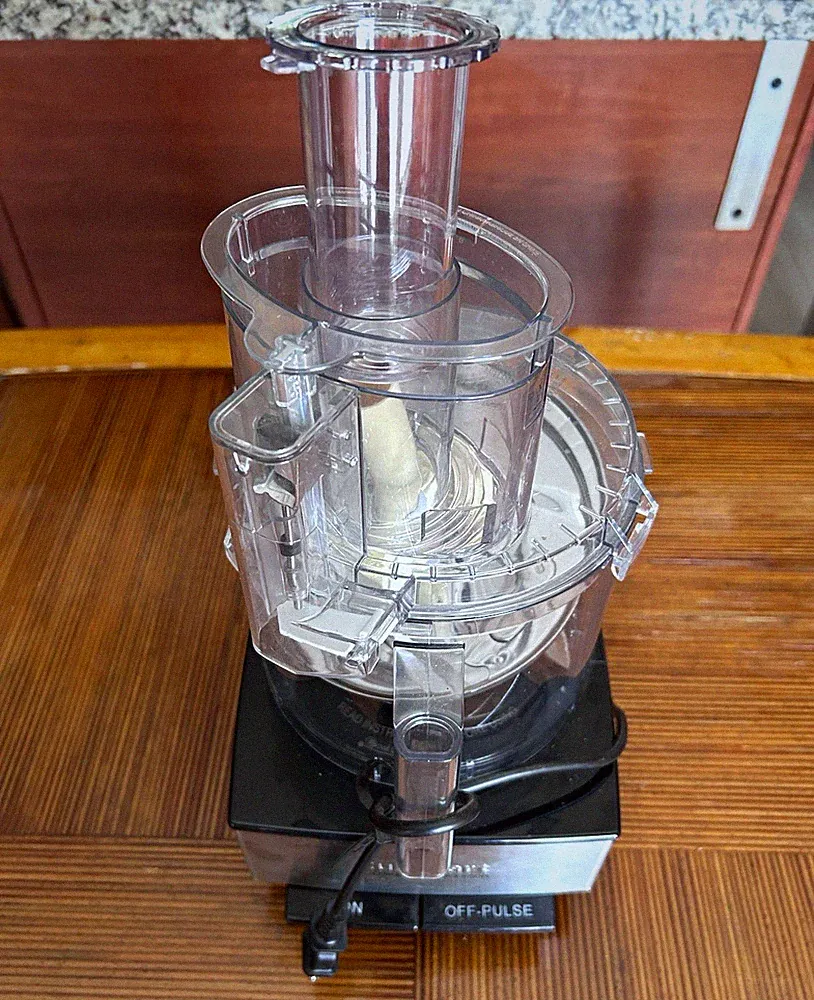 Cuisinart DLC-7 14-Cup 600W Food Processor Black/Silver w Bowl Lid Pusher Disc