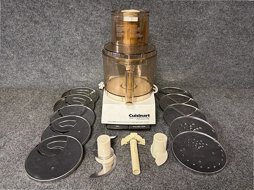 Cuisinart DLC-7 Super Pro 14 Cup Food Processor Made in Japan with 10 Disc Set