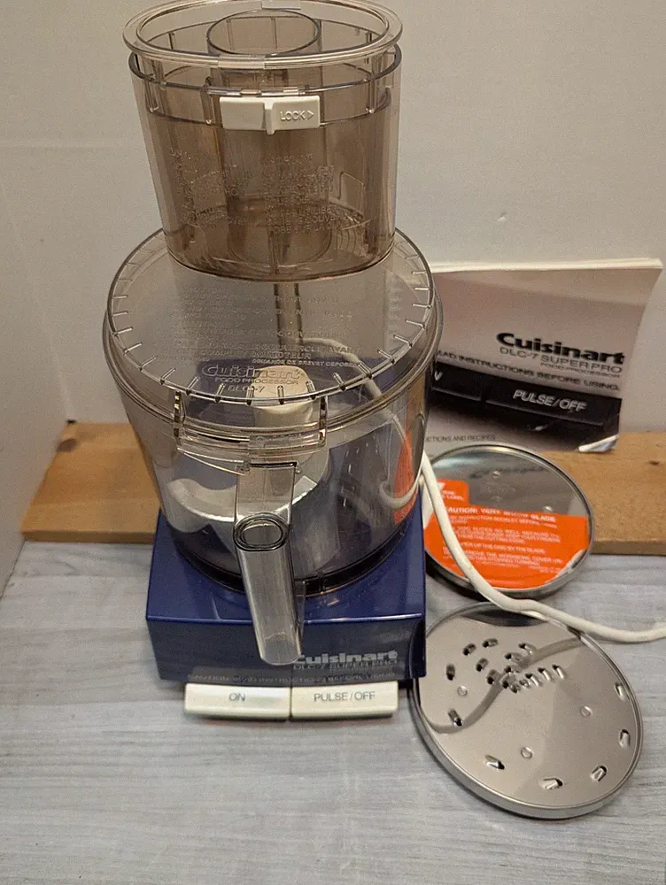 Cuisinart DLC-7 Super Pro Food Processor Tested And Works Well Blue Vtg