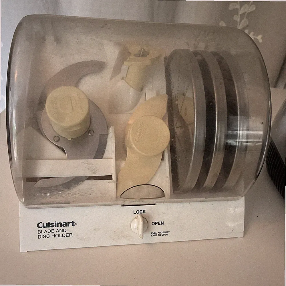 Cuisinart DLC-8 DLC-10 Food Processor Stem Disc Slicing Grater Lot of 6 and Case