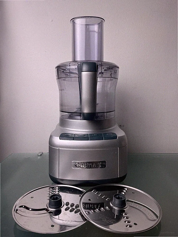 Cuisinart Elemental 8-Cup Food Processor Model FP-8 + 3 Blades Attachments WORKS