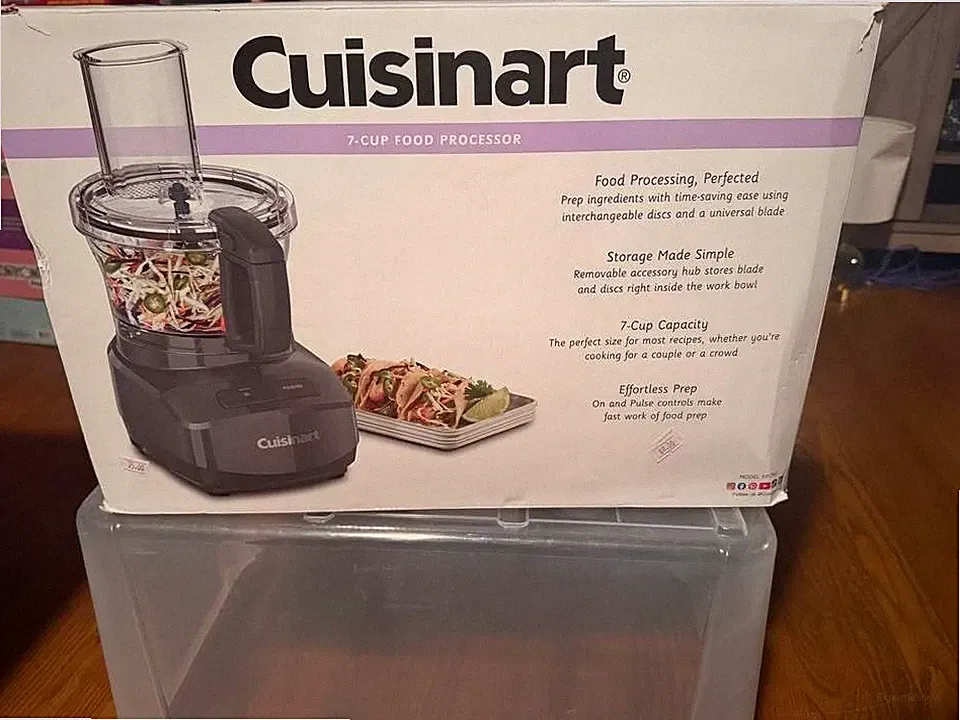 Cuisinart Food 7 cup food Processor new