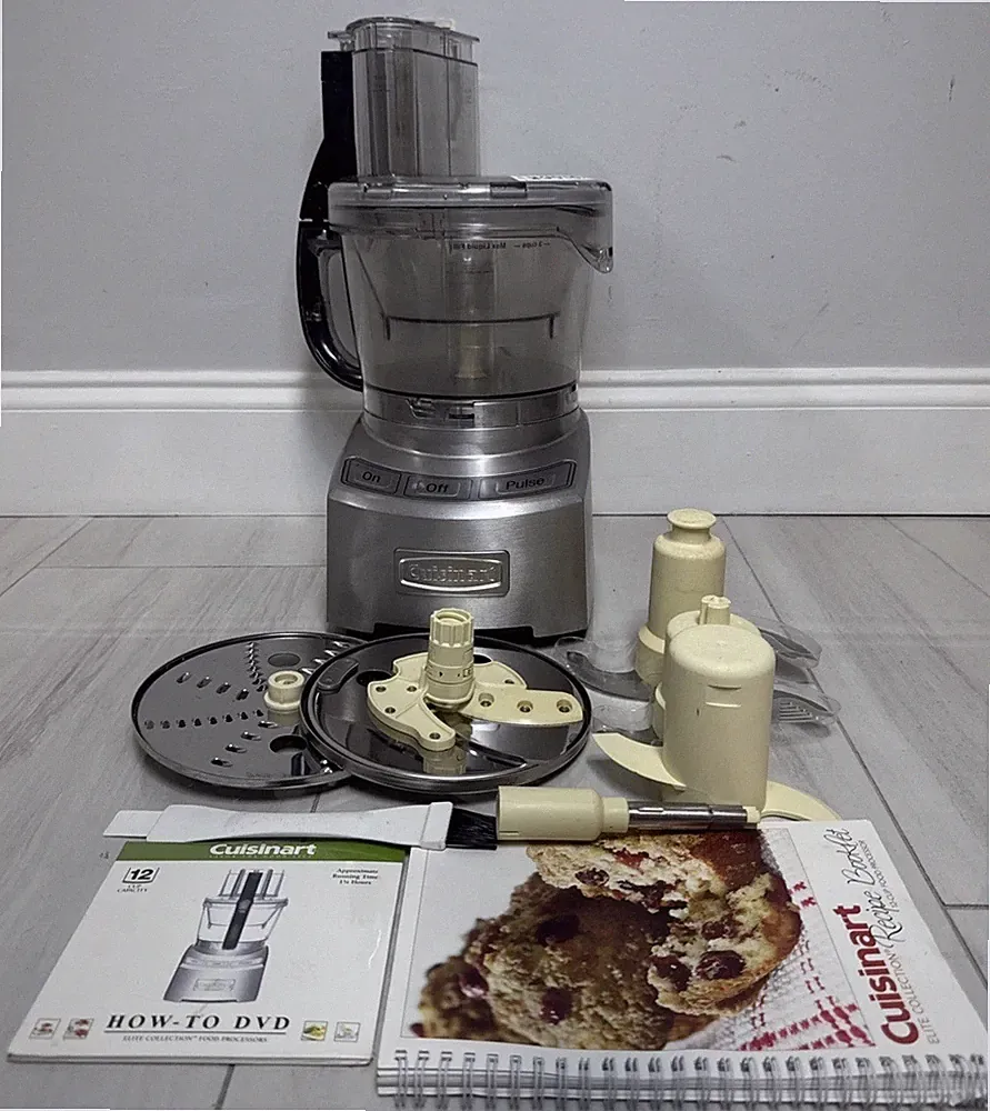 Cuisinart FP-12 Elite Collection 12-Cup Food Processor FP-12DC + Attachments