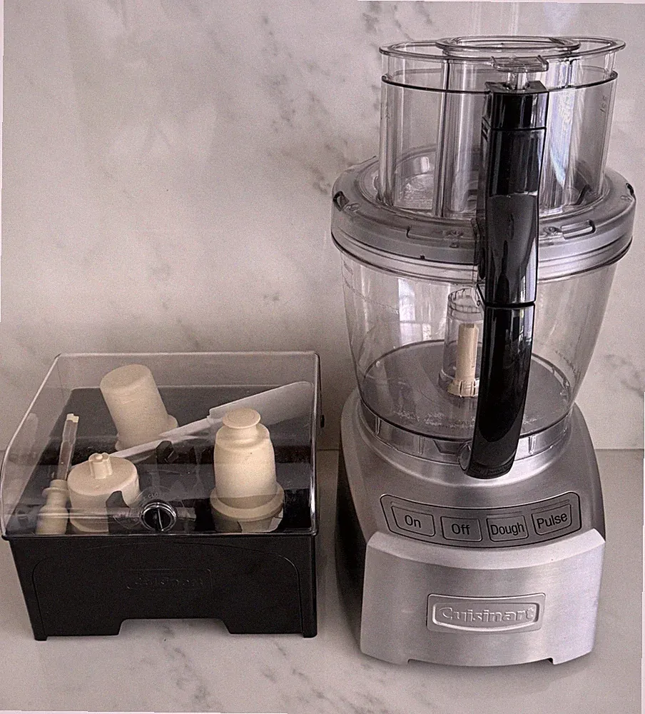 Cuisinart FP-16DC ELITE Collection 16-Cup Large Capacity Food Processor