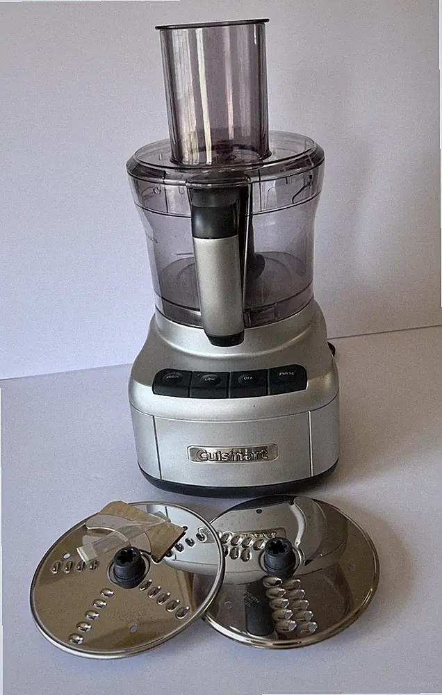 Cuisinart FP-8 Full-Size Food Processor 350W Silver, Blades, Dishwasher-Safe