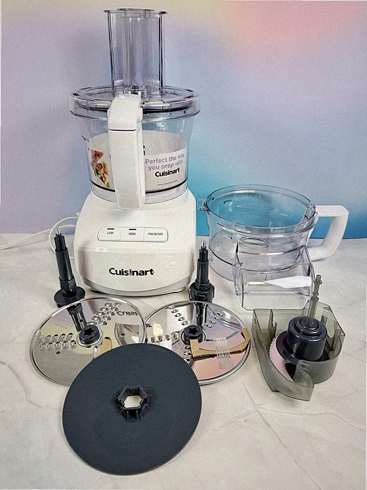 Cuisinart FP-9CF 9-Cup Continuous Feed Food Processor 500W White w/ Blades