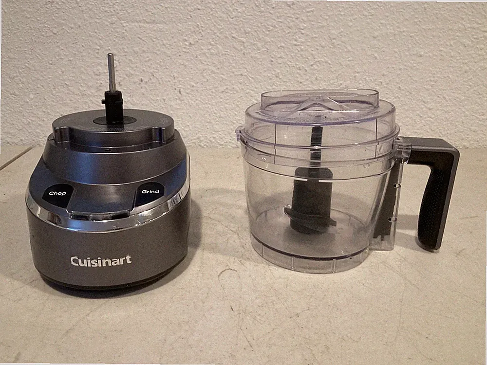 Cuisinart Mini Prep Plus 4 Cup Food Processor DLC-4CHCG